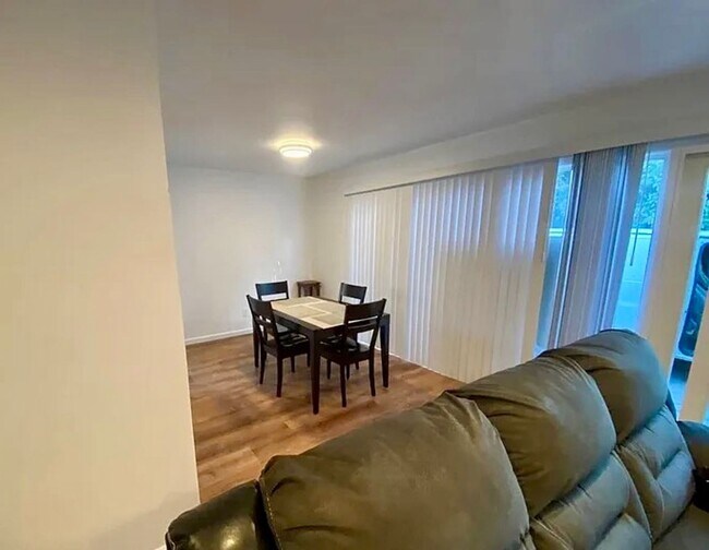Building Photo - CONCORD - Beatifully updated home with RV parking & private backyard