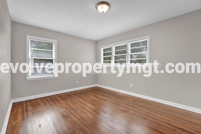 Building Photo - 1012 Mt Moriah Rd