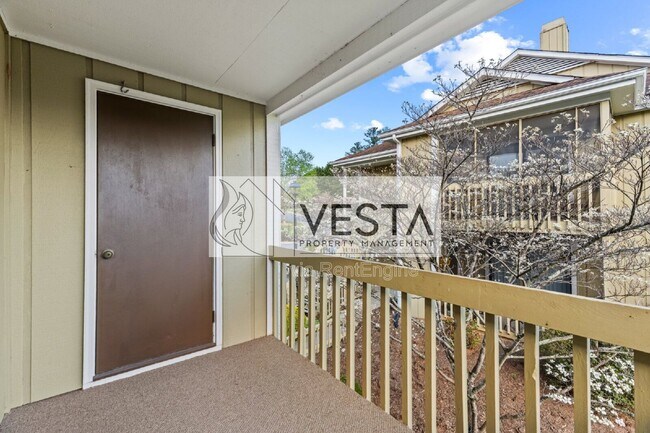 Building Photo - 110 Heywood Rd