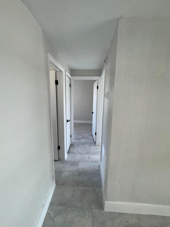 Building Photo - 81 Old Spanish Trail