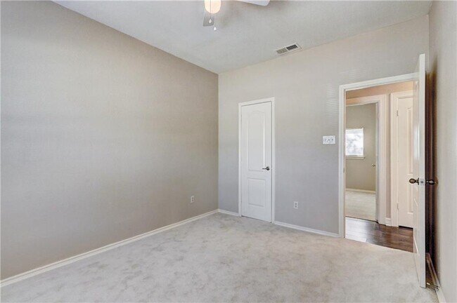 Building Photo - 16407 Framingham Cir