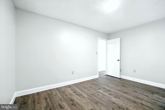 Building Photo - 3295 Jesmond Ct