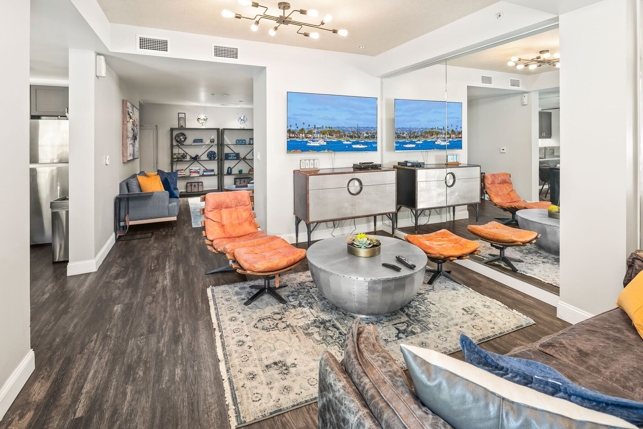 Building Photo - 1150 J St