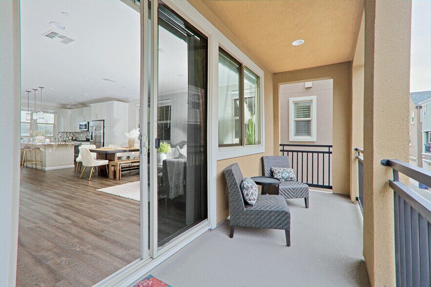 Building Photo - 2945 Patcham Cmn
