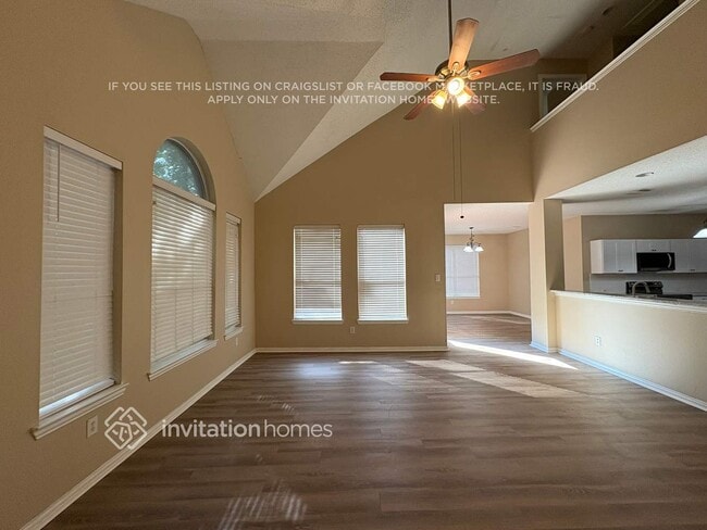 Building Photo - 1012 Tanglewood Dr