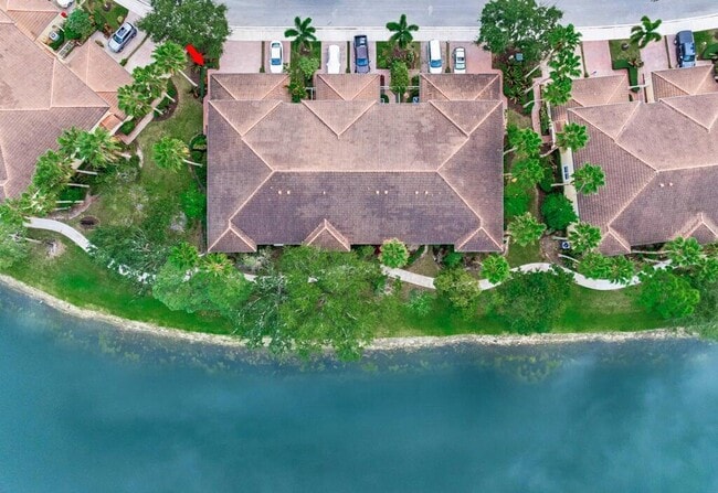 Building Photo - 9773 Bowline Dr