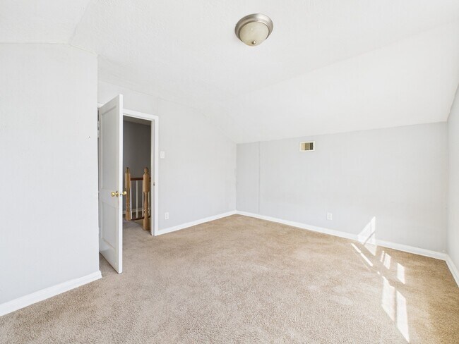 Building Photo - 3814 Luca St