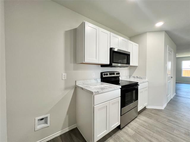 Building Photo - 833 Bluffview Dr