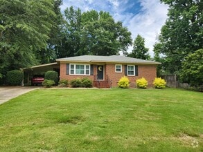 Building Photo - 2 Bedroom 1 Bath Home in North Columbus - ...