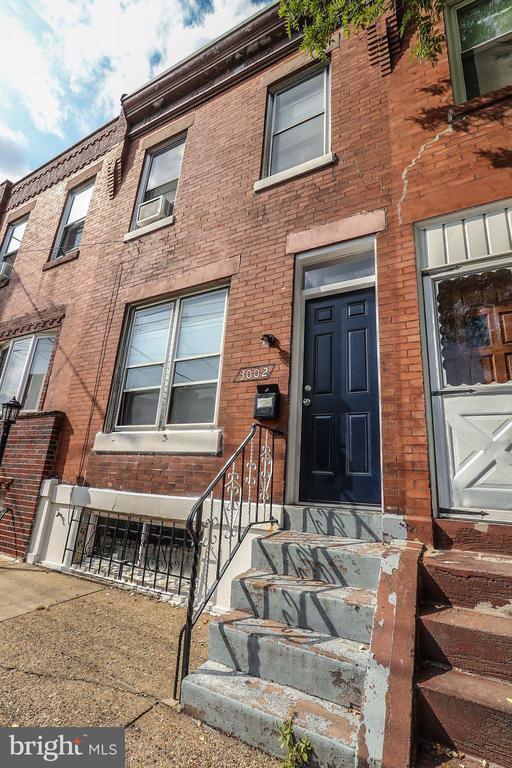 Primary Photo - 3002 Memphis St