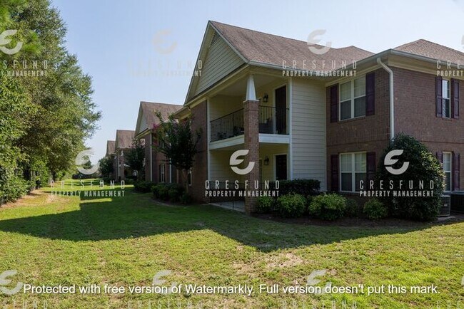 Building Photo - 2Bdrm 2Bath in Gated Community - Available Now!