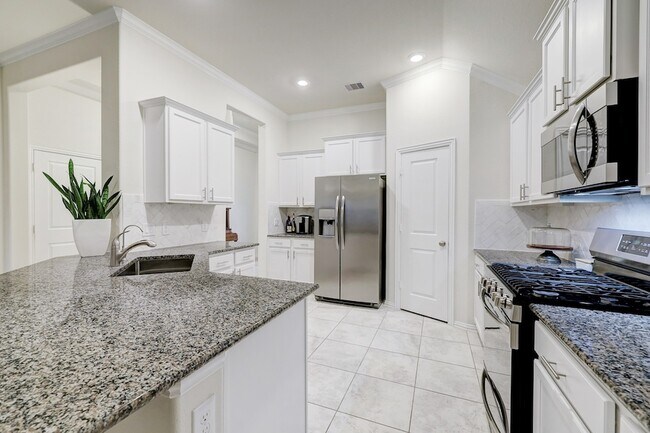 Building Photo - 3414 Cabernet Shores Dr