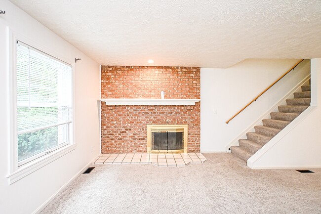 Building Photo - 231 Springfield Pike