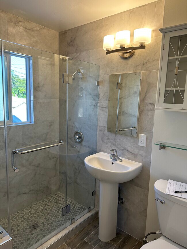 Building Photo - 1846 Scott Rd