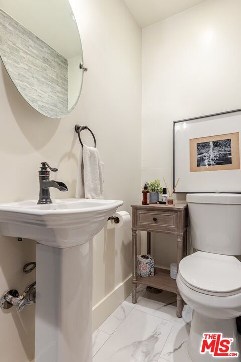 Building Photo - 12208 Laurel Terrace Dr