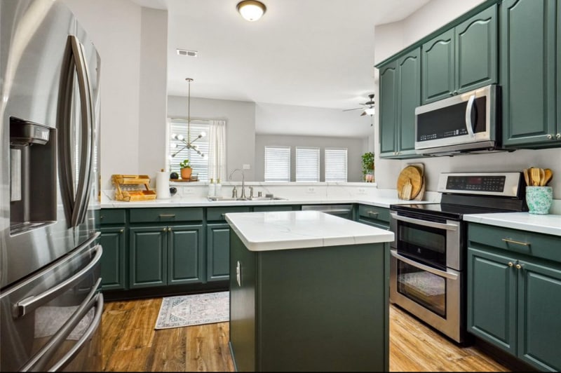 Building Photo - 5908 Creekway Dr