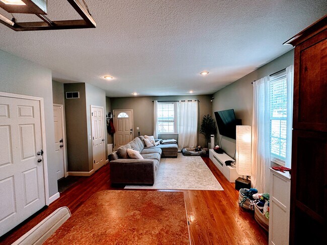 Living Room - 9239 Walnut St