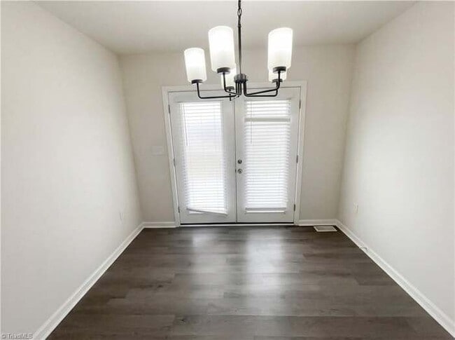 Building Photo - 131 Hasty Hill Rd