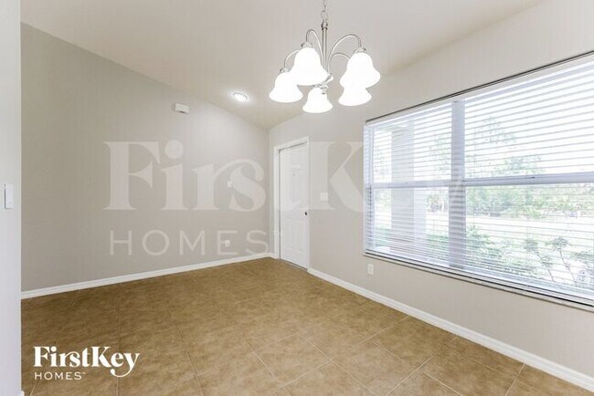 Building Photo - 1823 Laurie St