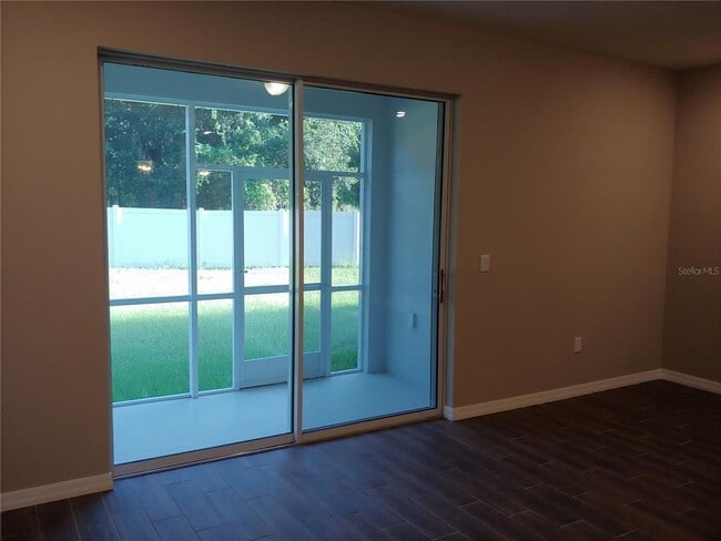 Building Photo - 2865 Grand Kemerton Pl