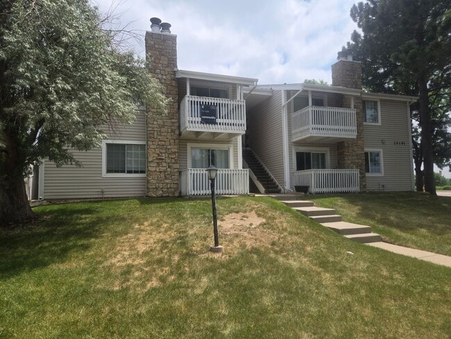 Building Photo - Application fee waived! Sleek 1 bedroom wi...
