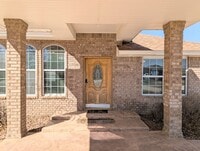 Building Photo - Luxurious Relaxation in Raintree