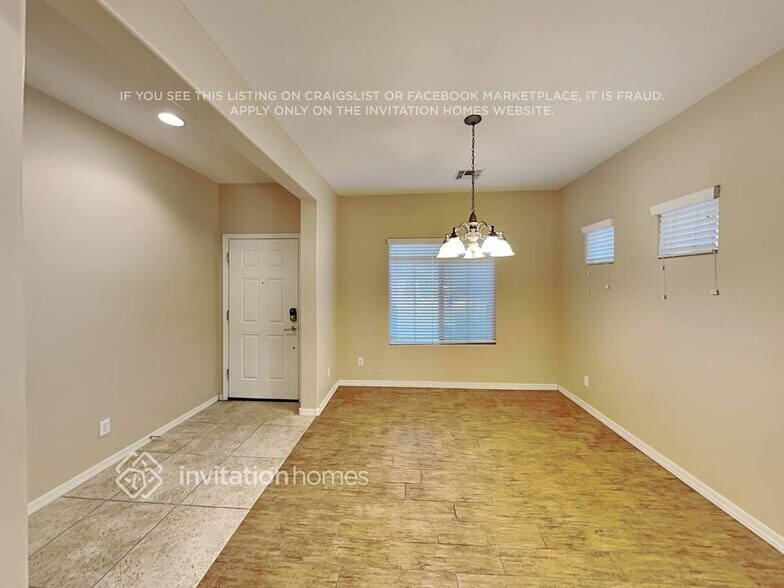 Building Photo - 11058 E Sentiero Ave
