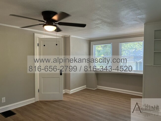 Building Photo - 5647 Euclid Ave