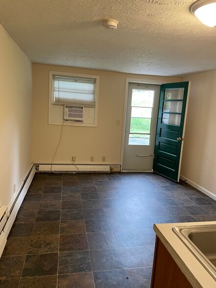Kitchen Living Space - 1201 Fort Crook Rd S