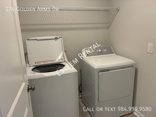 Building Photo - 174 Golden Arms Dr