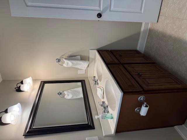 Building Photo - 904 Kentwood Dr