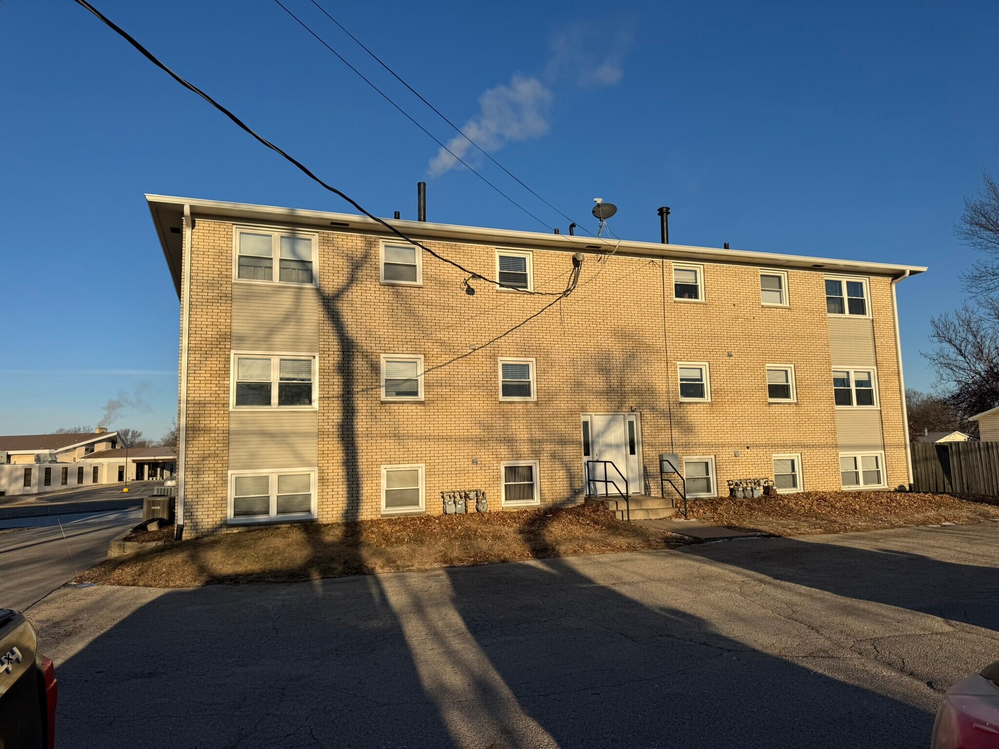 Building Photo - 4305 N Ripley St