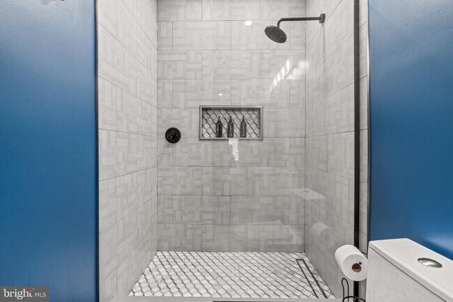 Building Photo - 2232 S 17th St