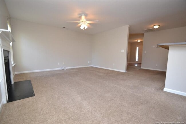 Building Photo - 1428 Cricket Ridge Dr