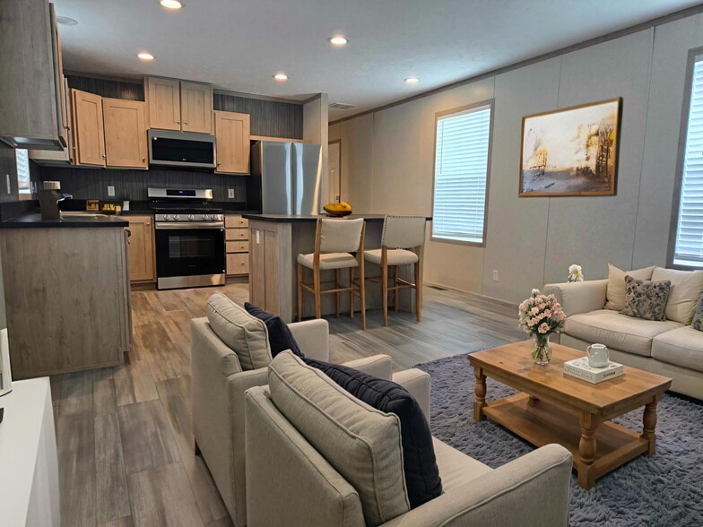 Building Photo - 52792 S Zacharias Ct