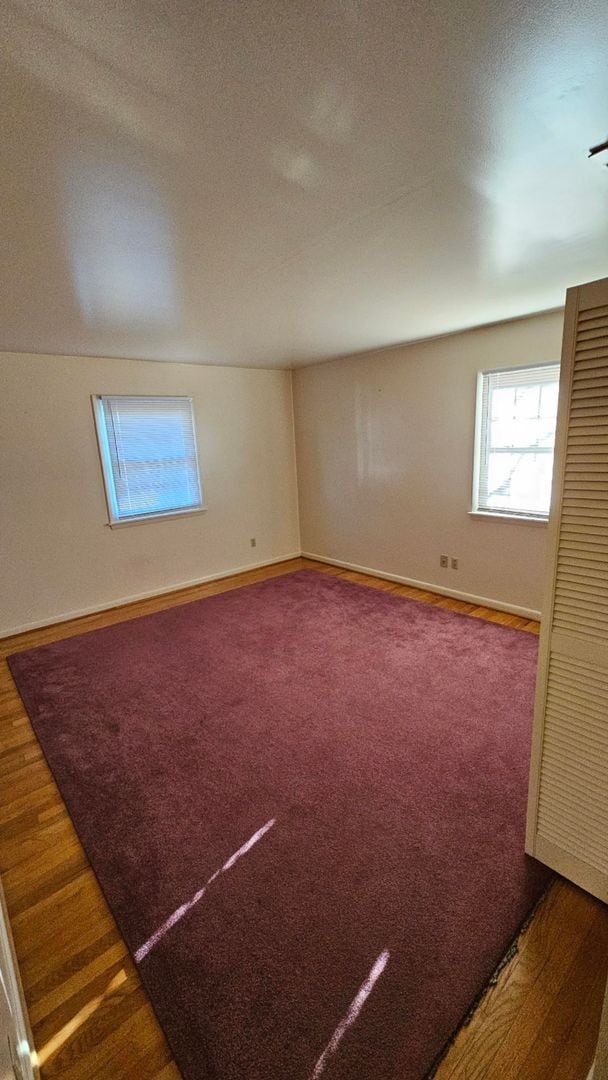 Building Photo - Spacious Single Family Home