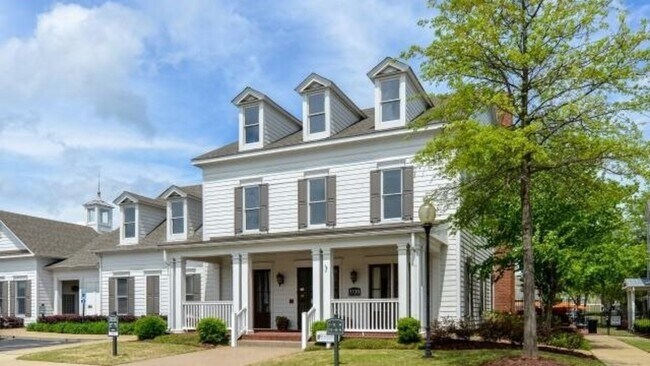 Building Photo - 1130 Legacy Farm Ct