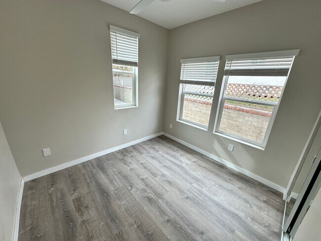 Building Photo - Brand New in 2025! (Lease out, pending sig...