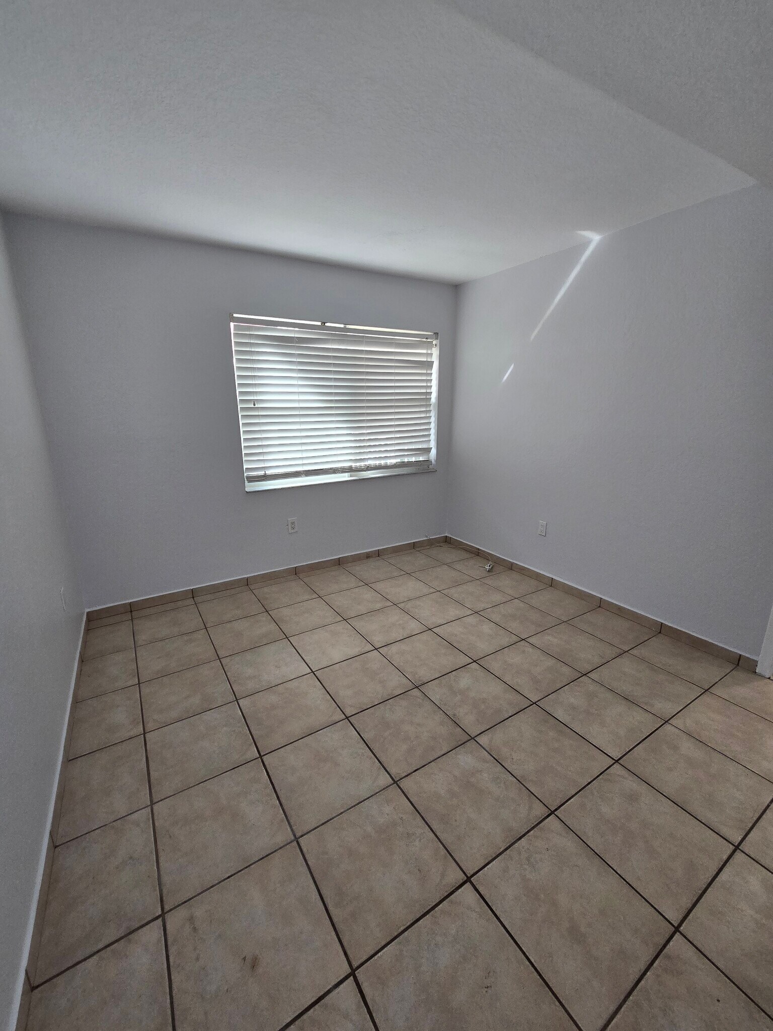 Building Photo - 2270 W 54th Pl