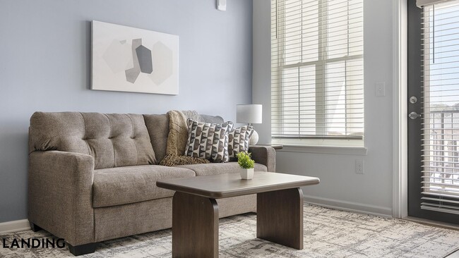 Building Photo - 2800 Milan Ct