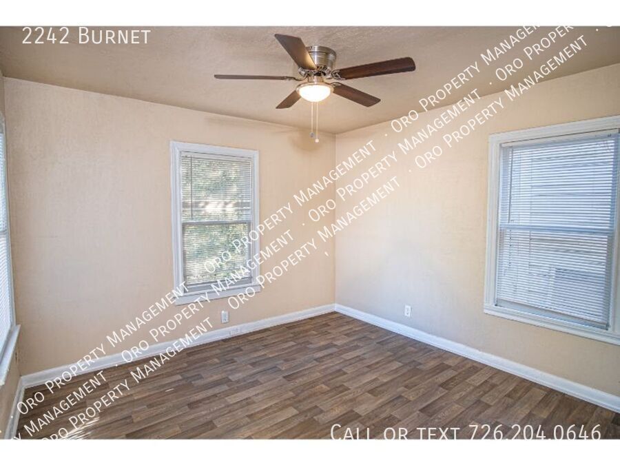 Building Photo - 2242 Burnet-