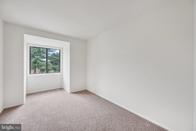 Building Photo - 9287 Chadburn Pl
