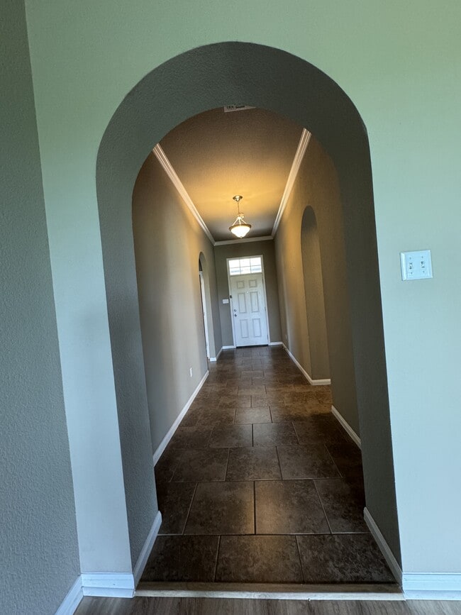 Building Photo - 502 Westchester Ct