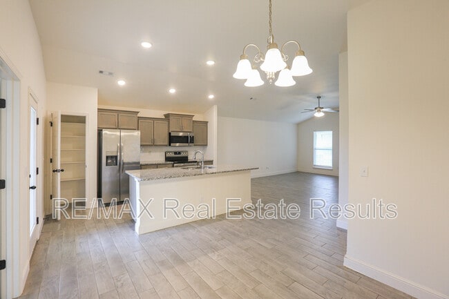 Building Photo - 501 NW 59th Ave