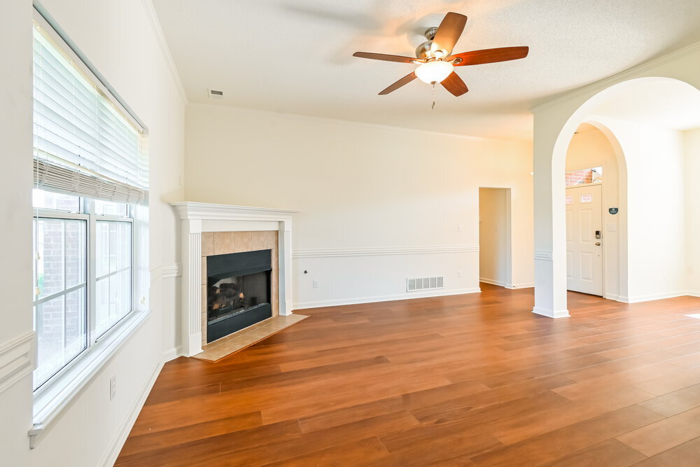 Building Photo - 7499 Essayons Dr