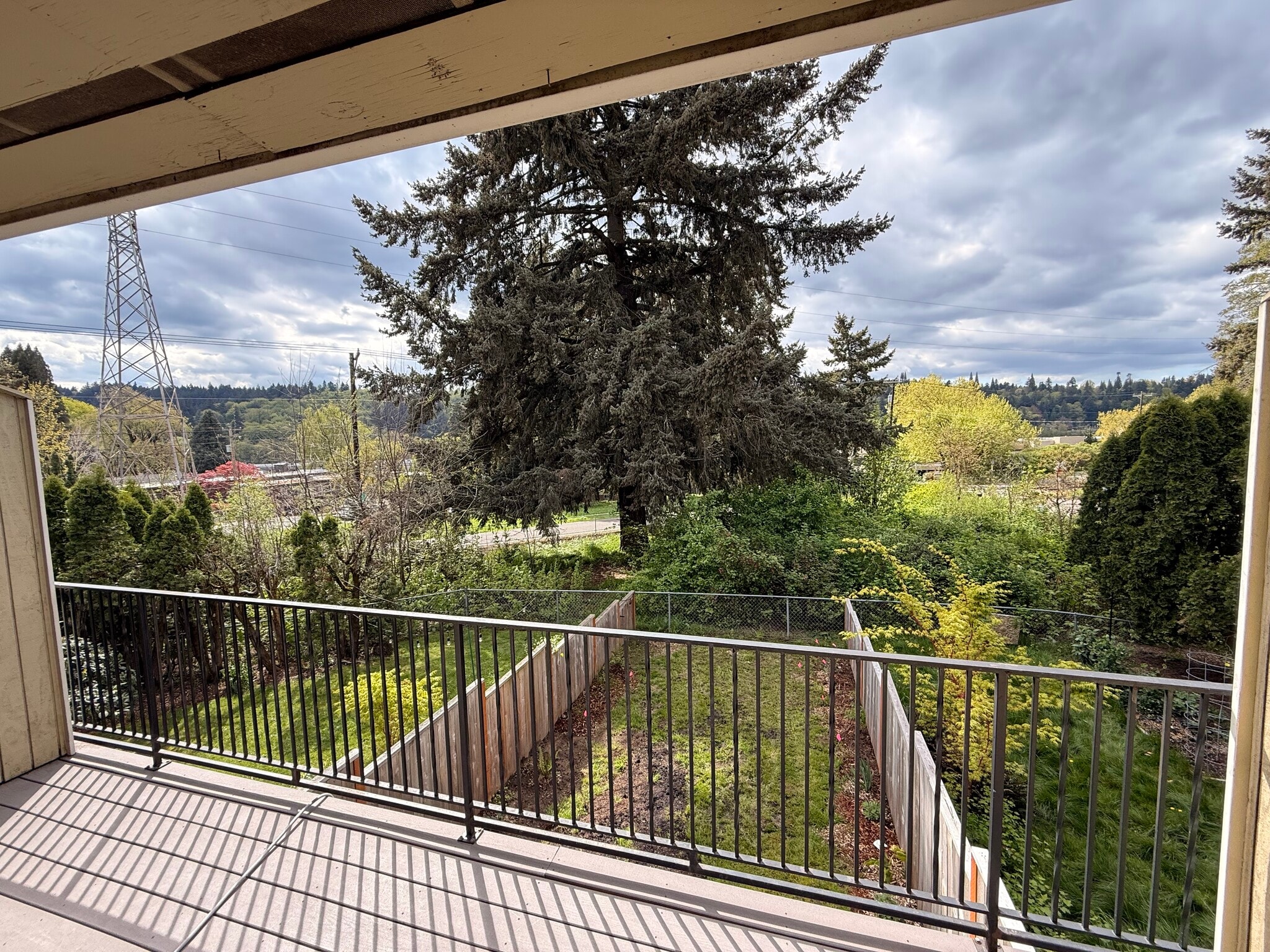 Building Photo - 8707 Southeast 9th Avenue