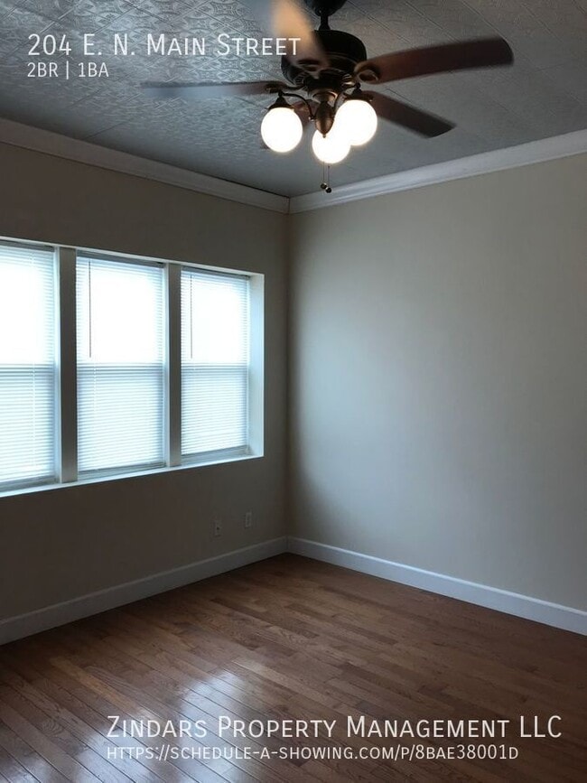 Building Photo - 204 E N Main St