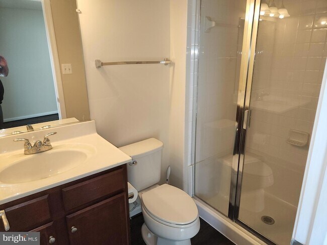 Building Photo - 23074 Foxglove Way