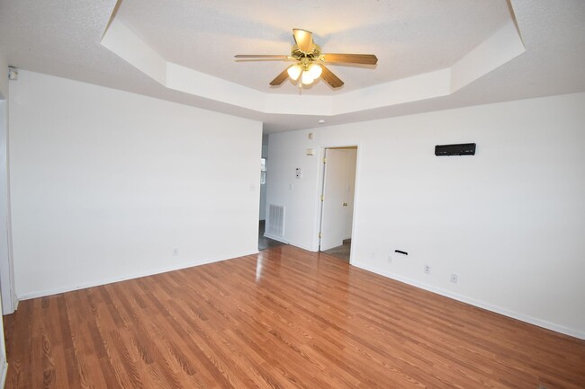 Building Photo - 3 Bedroom Pet Friendly Home For Rent Near ...