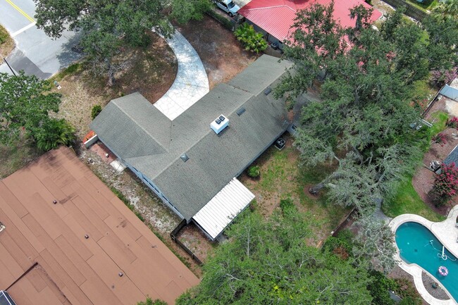 Building Photo - Spacious 4/2 in Maitland's English Estates!